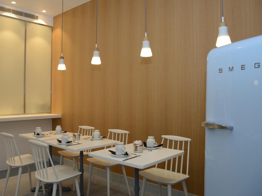 Hotel Le Lapin Blanc Париж Екстериор снимка