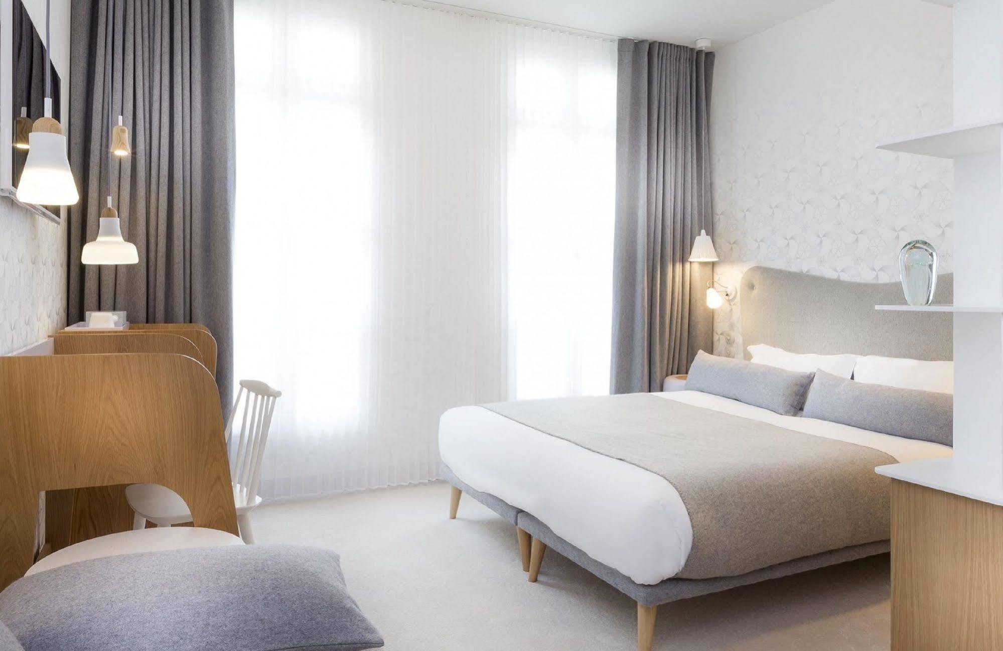 Hotel Le Lapin Blanc Париж Екстериор снимка